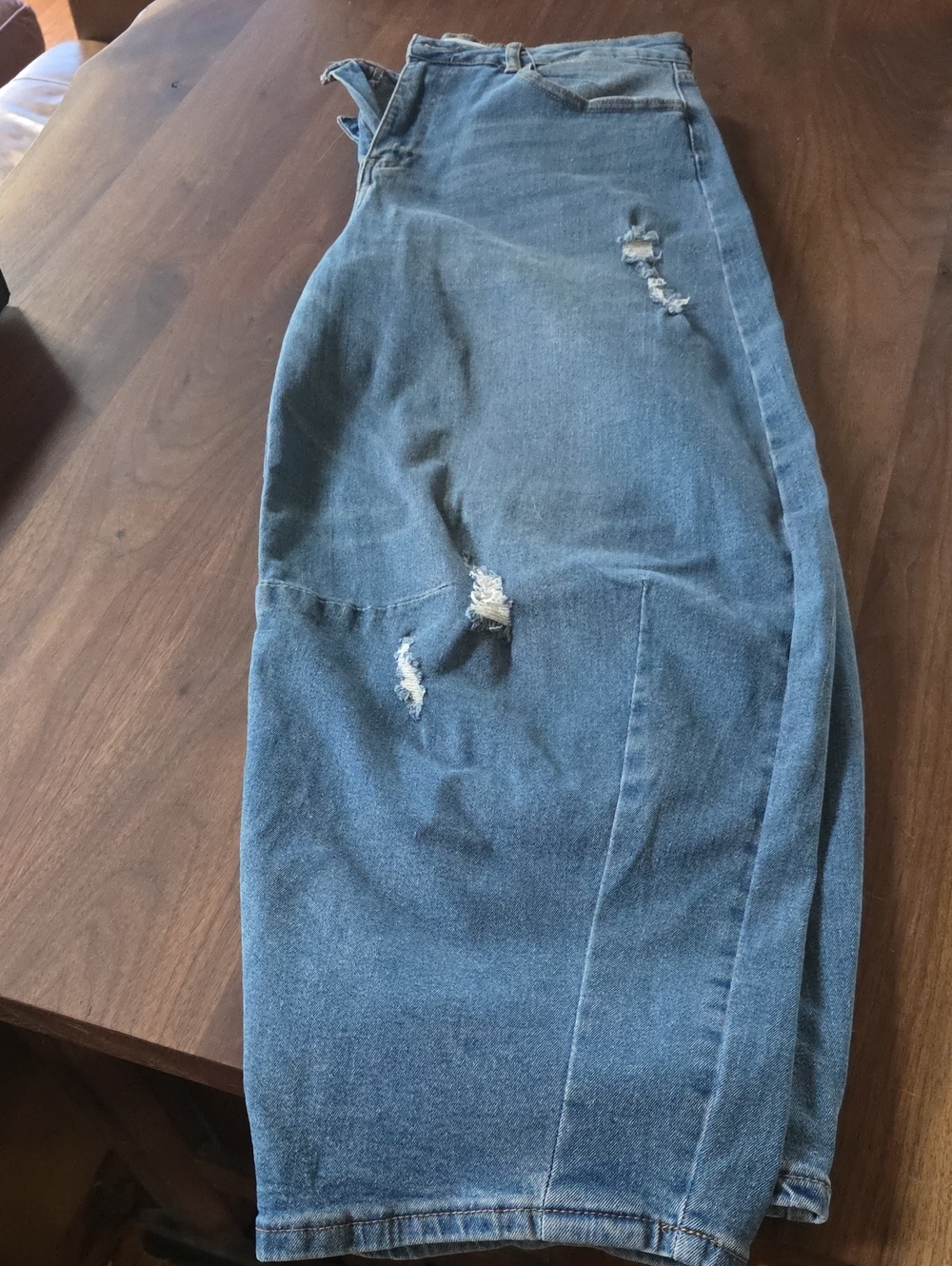 KanCan Light Blue Distressed Barrel Jeans